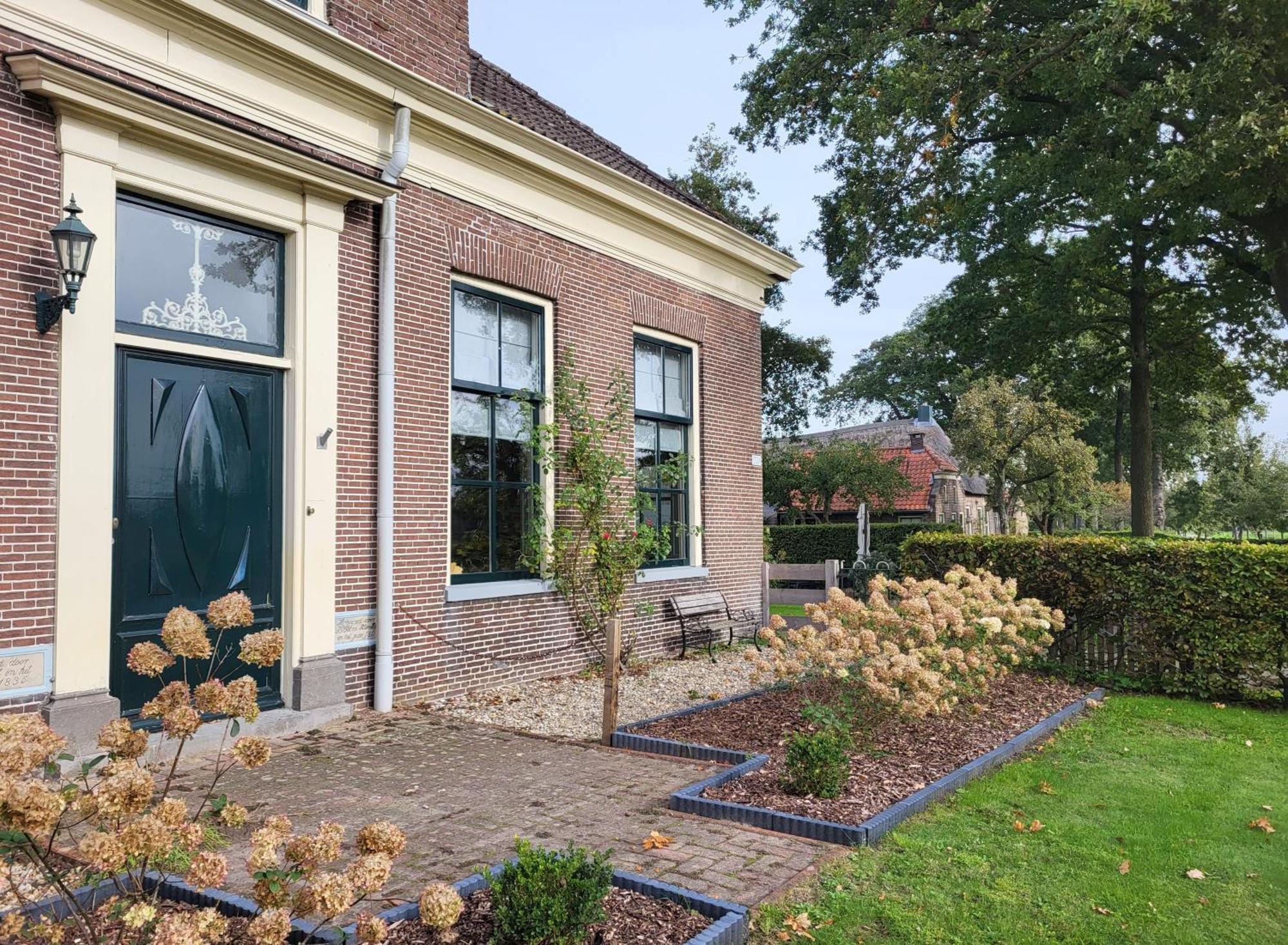 De Bloesemstee - Rustic Manor Farmhouse The Netherlands 鲁茵乌尔德 外观 照片